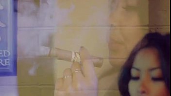 Instagram woman smoke cigar